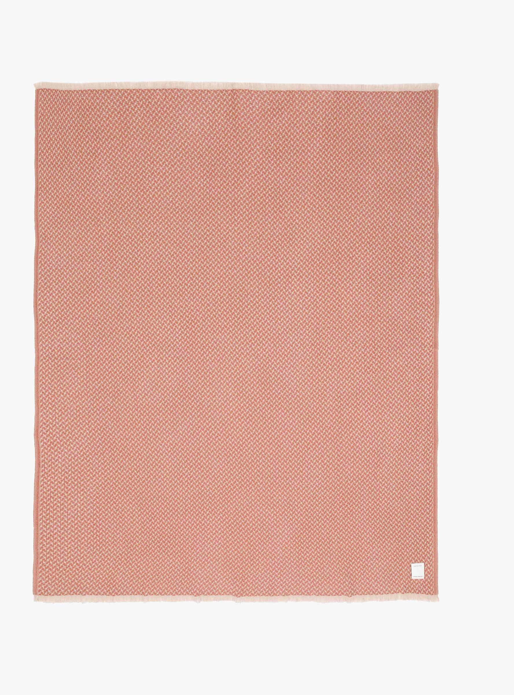 SALLA blanket Cinnamon ONE SIZE Lapuan Kankurit (top view) at Couverture & The Garbstore