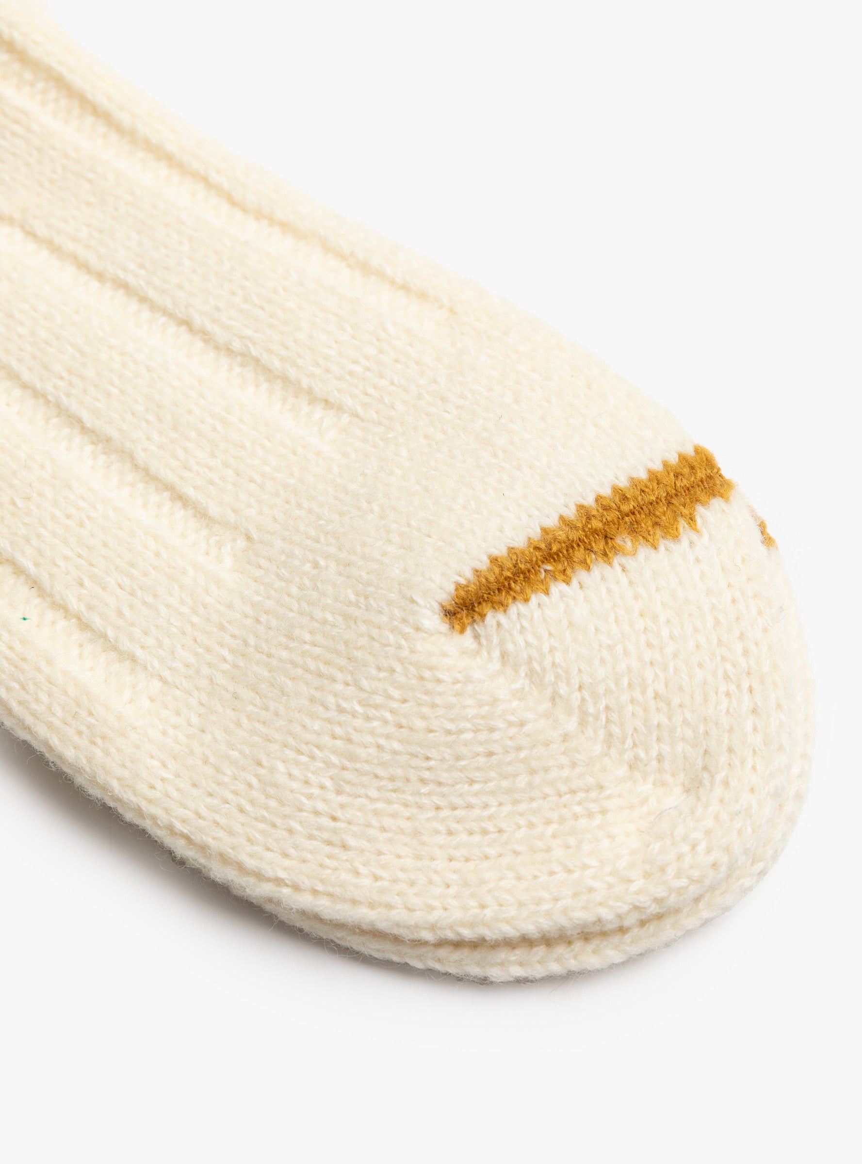 Tam Wool Top Toe Line Socks Off White MAUNA KEA (fabric detail) at Couverture & The Garbstore
