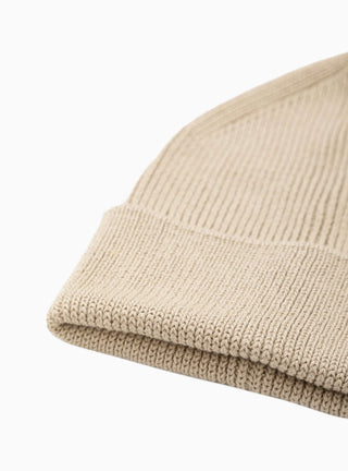 Cuff Beanie Oat Beige by The English Difference | Couverture & The Garbstore