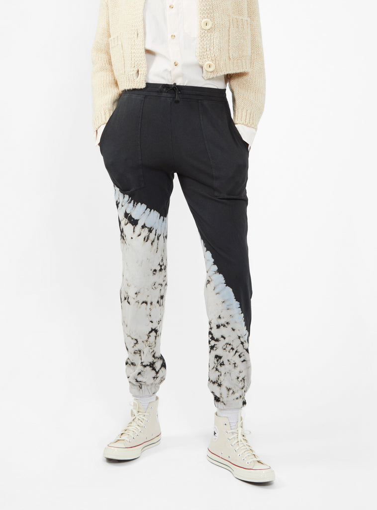 Tracker Sweatpants Moonbow Black by Raquel Allegra | Couverture & The Garbstore