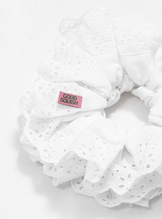 Blumberg Squish Scrunchie White by Good Squish | Couverture & The Garbstore