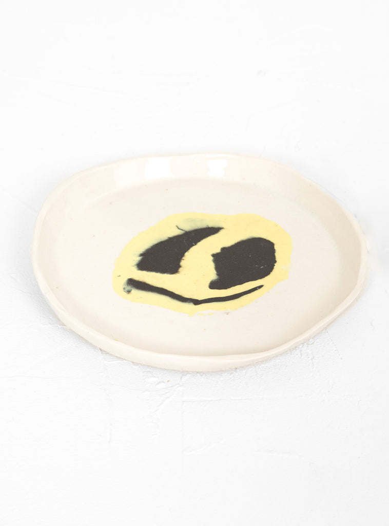 Smiley Plate Yellow by DUM KERAMIK by Couverture & The Garbstore