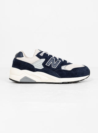 MT580OG2 Sneakers Natural Indigo & Moonbeam by New Balance | Couverture & The Garbstore
