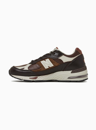 Made in UK M991GBI Sneakers Earth Brown & French Toast by New Balance by Couverture & The Garbstore