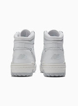 BB650RWW Sneakers White by New Balance | Couverture & The Garbstore