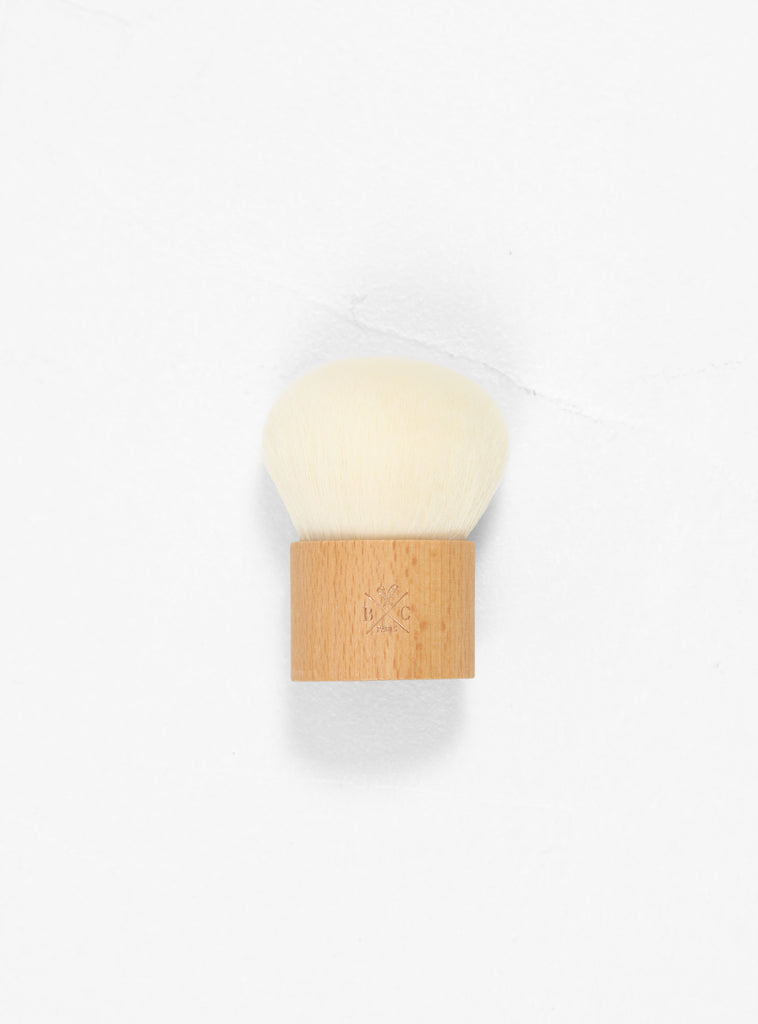 Kabuki Wooden Face Brush by Bachca by Couverture & The Garbstore