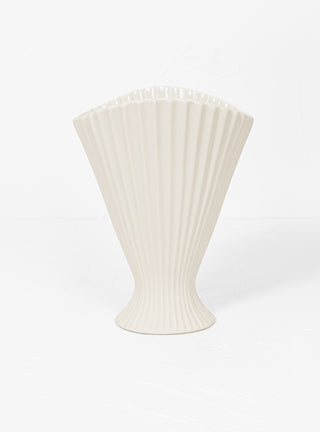 Fountain Vase Off White by ferm LIVING | Couverture & The Garbstore