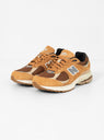 M2002RXG Sneakers Tobacco & Incense by New Balance | Couverture & The Garbstore
