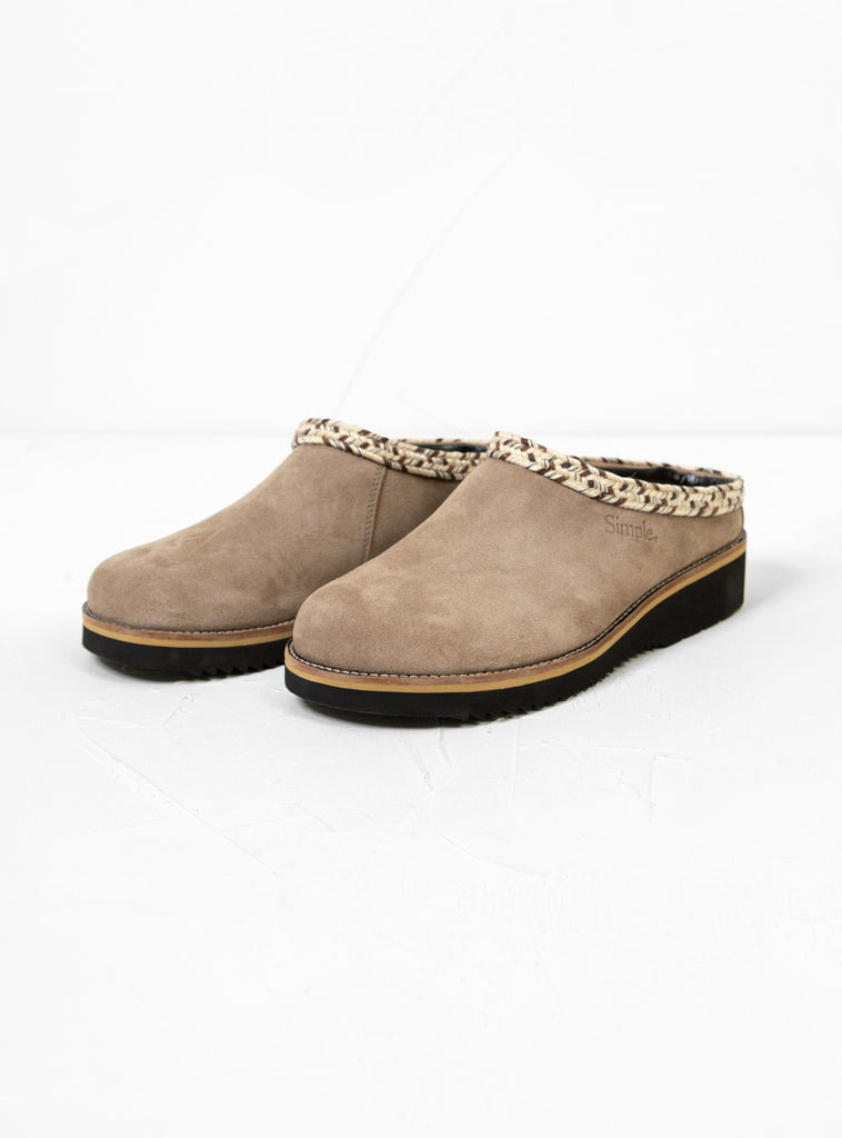 Rincon Point Clog Taupe by Simple | Couverture & The Garbstore