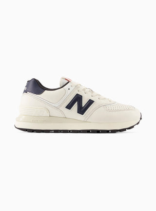 U574LGTO Sneakers Outer Space & Angora by New Balance | Couverture & The Garbstore