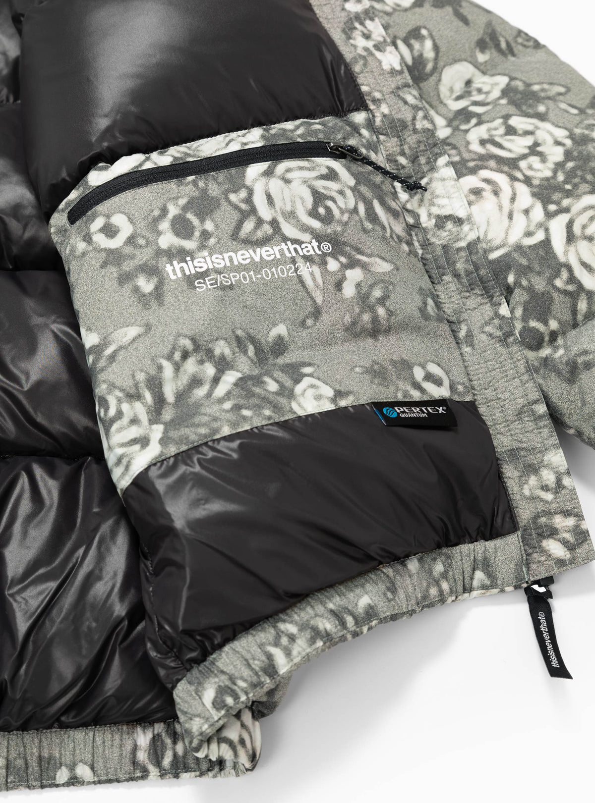 PERTEX® T Down Jacket Grey Floral by thisisneverthat | Couverture 