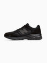 Made in UK M920BLK Sneakers Black by New Balance | Couverture & The Garbstore