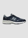 Made in UK M920CNV Sneakers Navy & Grey by New Balance | Couverture & The Garbstore